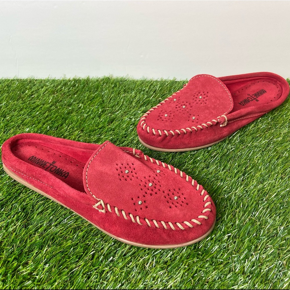 Minnetonka Suede Leather Slip On Moccasin Loafers